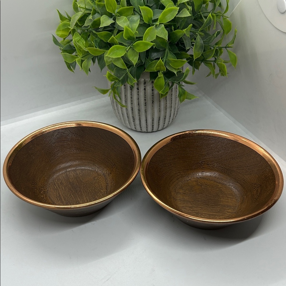 Coppercraft Guild-Copper Rimmed Woodgrain Resin 2 Pc Salad Bowl Set. - Picture 1 of 8